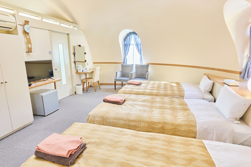 ロイヤルゾーン・トリプルルーム　禁煙（3名利用） 客室2 | 阿蘇ファームランド