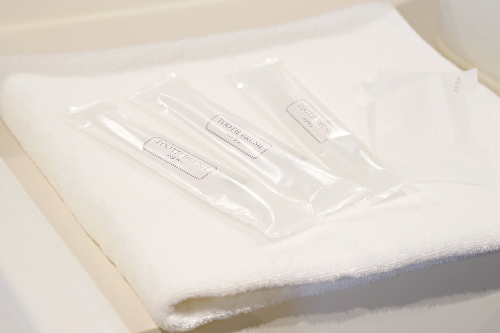 プライベート部屋　２段ベッド　下段キングベッド　上段シングル（２〜３名様用） バスルームの設備0 | サンチャゴゲストハウス広島