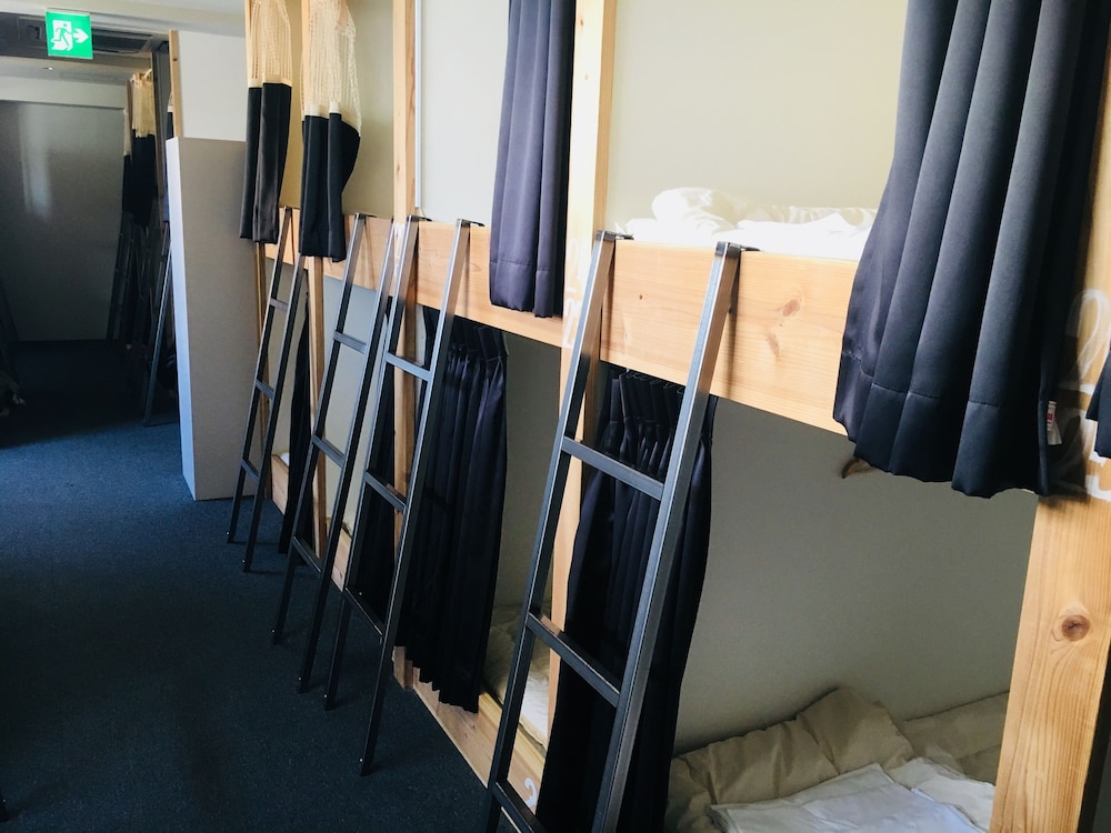 大部屋 男女共同ドミトリー(2名様用) 客室6 | サンチャゴゲストハウス広島