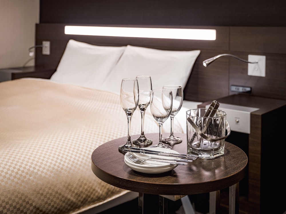 モデレートクイーン 禁煙 客室3 | 三井ガーデンホテル岡山