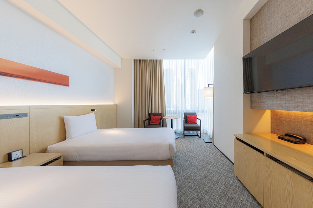 デラックス ツインルーム 禁煙 (3名利用) 30平米 客室11 | JR 九州ホテル ブラッサム新宿