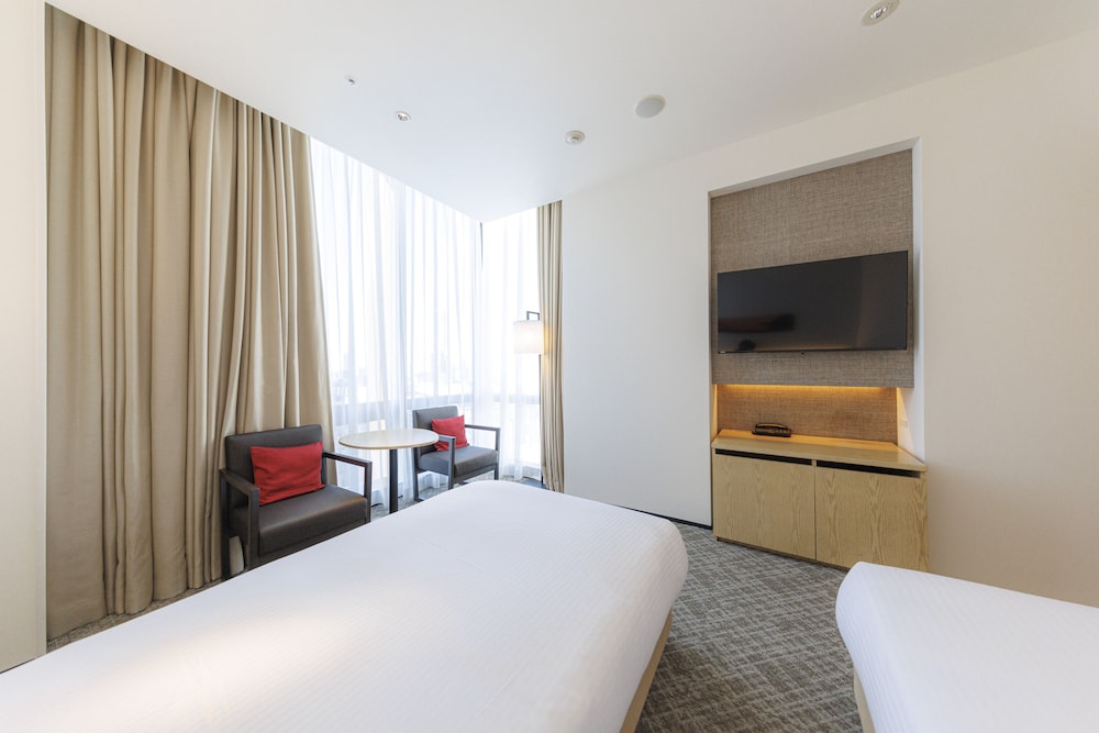 デラックス ツインルーム 禁煙 (3名利用) 30平米 客室10 | JR 九州ホテル ブラッサム新宿