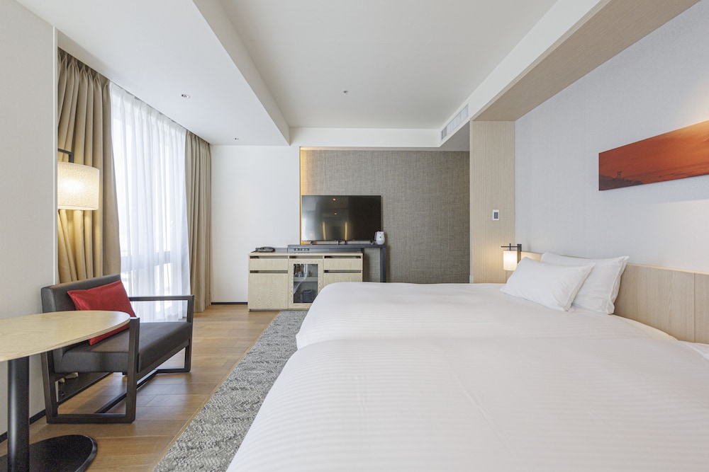 デラックスハリウッドツイン 禁煙 (3名利用) 38平米 客室6 | JR 九州ホテル ブラッサム新宿