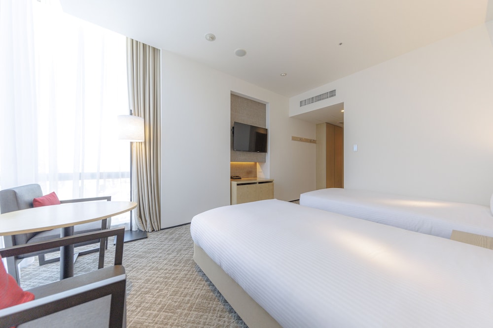 デラックス ツインルーム 禁煙 (3名利用) 30平米 客室5 | JR 九州ホテル ブラッサム新宿
