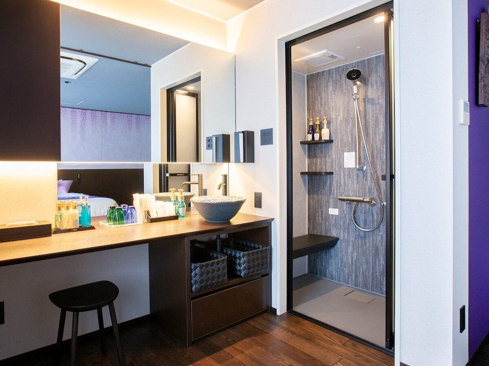 デラックス和洋室 禁煙 シャワーブース バスルーム0 | ホテルクレール日笠