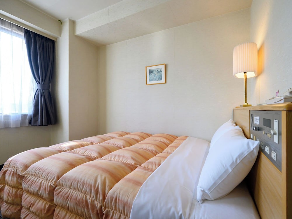 スタンダード ダブルルーム 禁煙 客室3 | 伊賀上野シティ ホテル