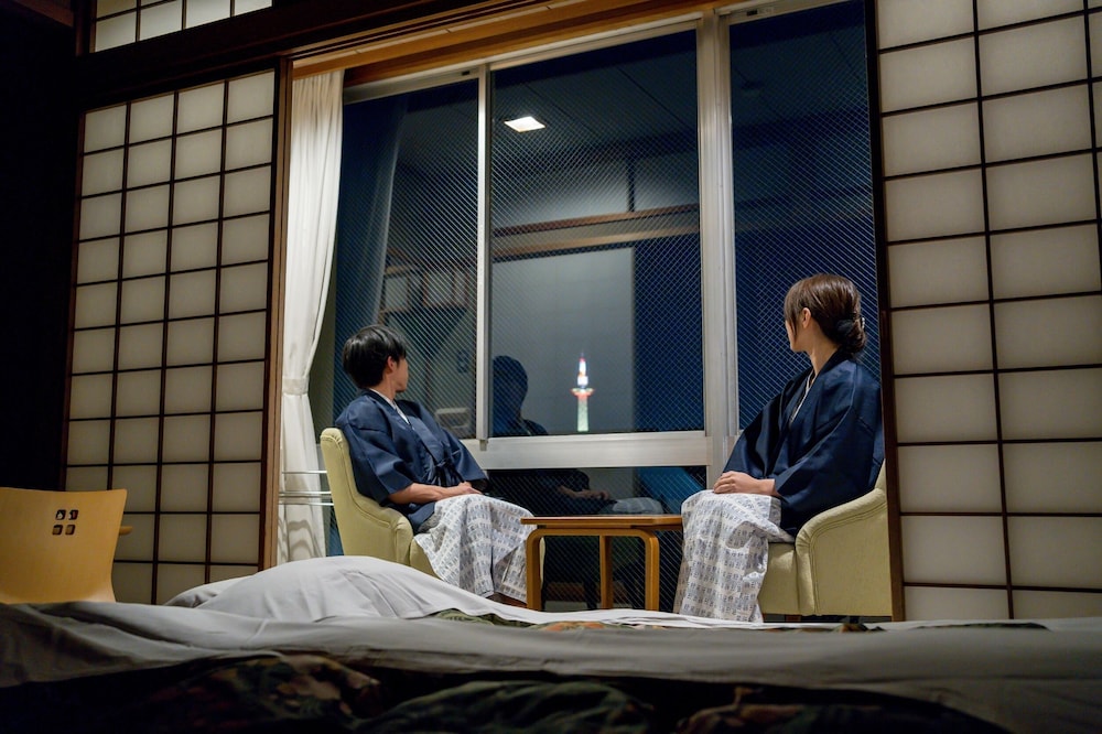 デラックス和室 禁煙 客室3 | 緑風荘