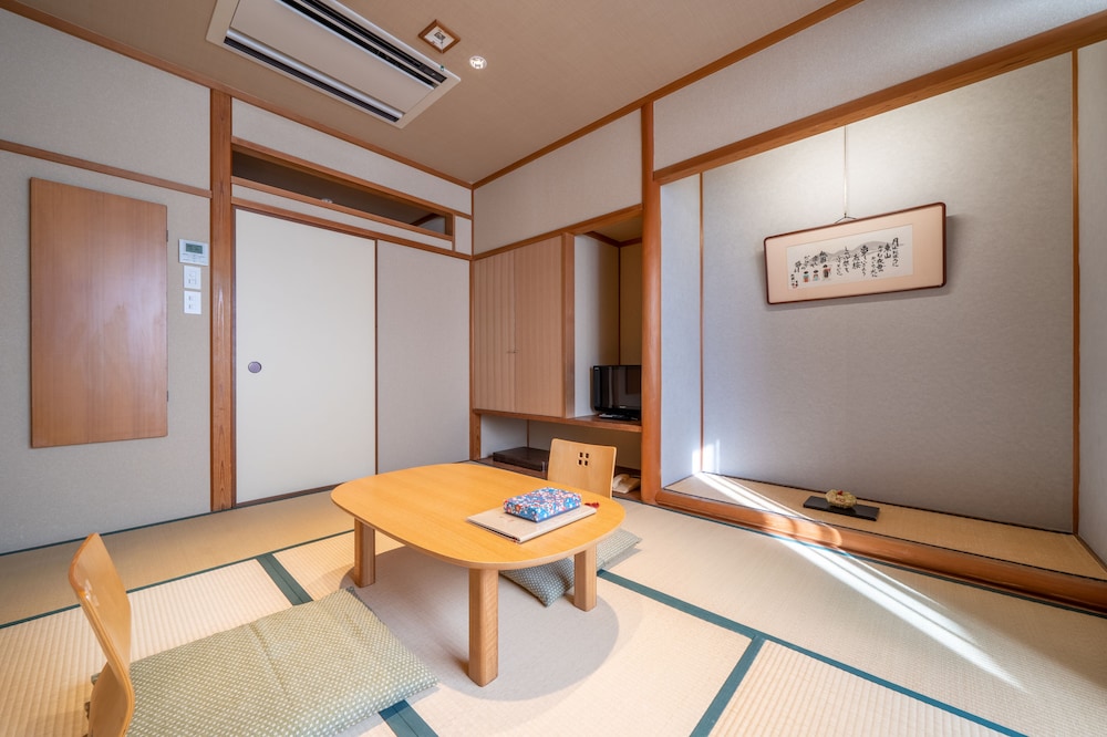 和室 6畳 禁煙 客室2 | 緑風荘