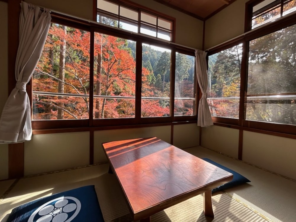 和室 8畳 客室2 | 高雄観光ホテル