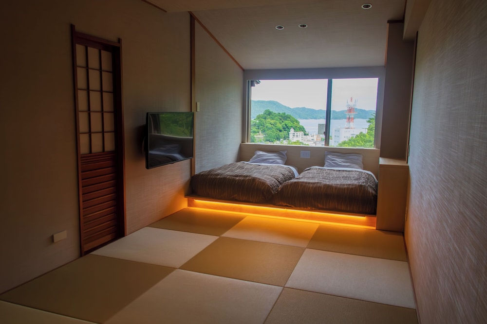 露天風呂付 特別和洋室（35㎡） 客室5 | 扇芳閣