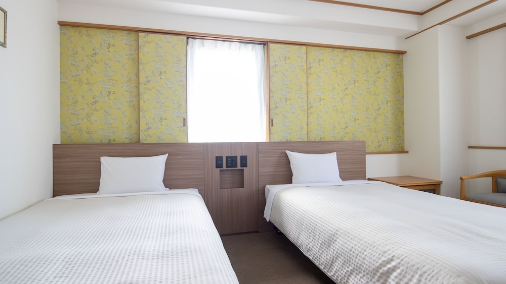 ツインルーム 喫煙可 客室1 | ホテルクオーレ長崎駅前