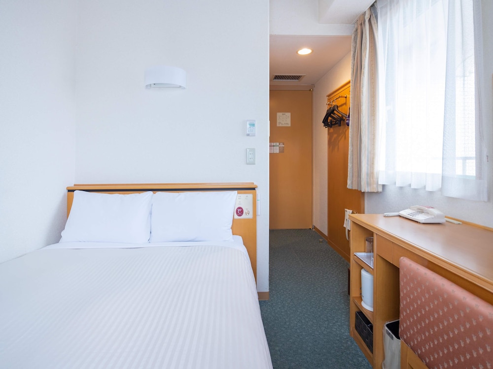 セミダブルルーム 禁煙 客室1 | ホテルクオーレ長崎駅前