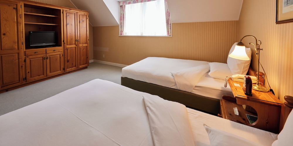 レイクアイランドヴィラ[初日入場券購入必須/翌日1DAYパスポート付] 禁煙 客室4 | フォレストヴィラ ハウステンボス