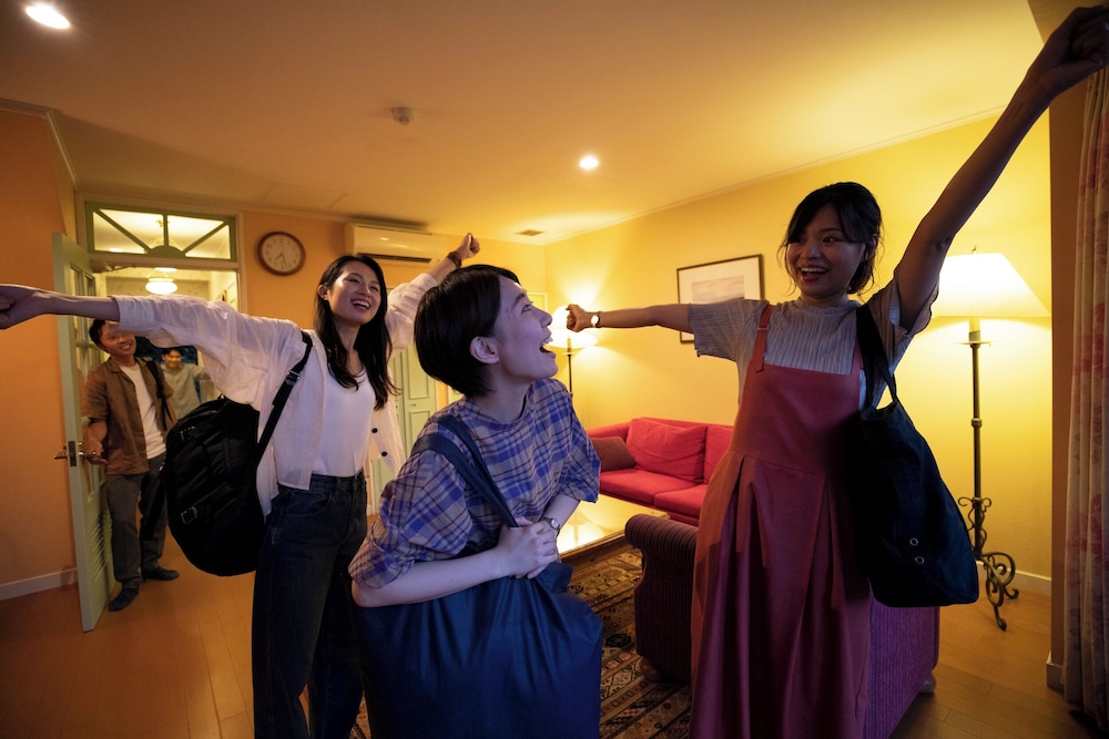 レイクアイランドヴィラ[初日入場券購入必須/翌日1DAYパスポート付] 禁煙 客室5 | フォレストヴィラ ハウステンボス