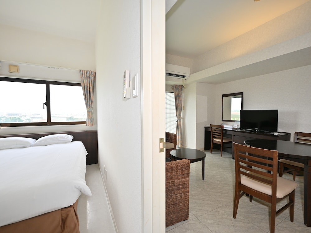 スタンダード ツインルーム 禁煙 | ホテル ロイヤル マリン パレス石垣島