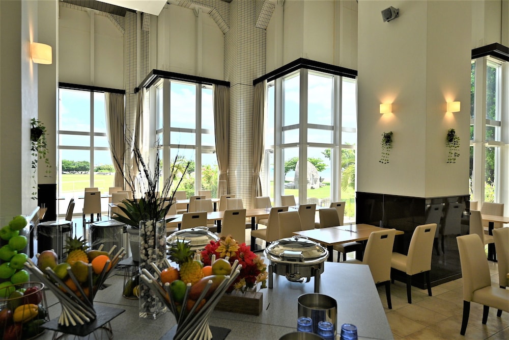 レストラン1 | ホテル ロイヤル マリン パレス石垣島