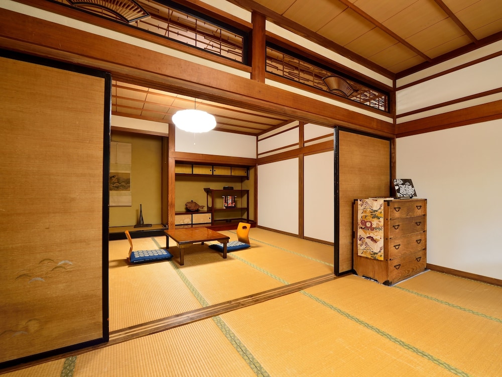 和室 (10畳+10畳)　 客室2 | 樅峰苑