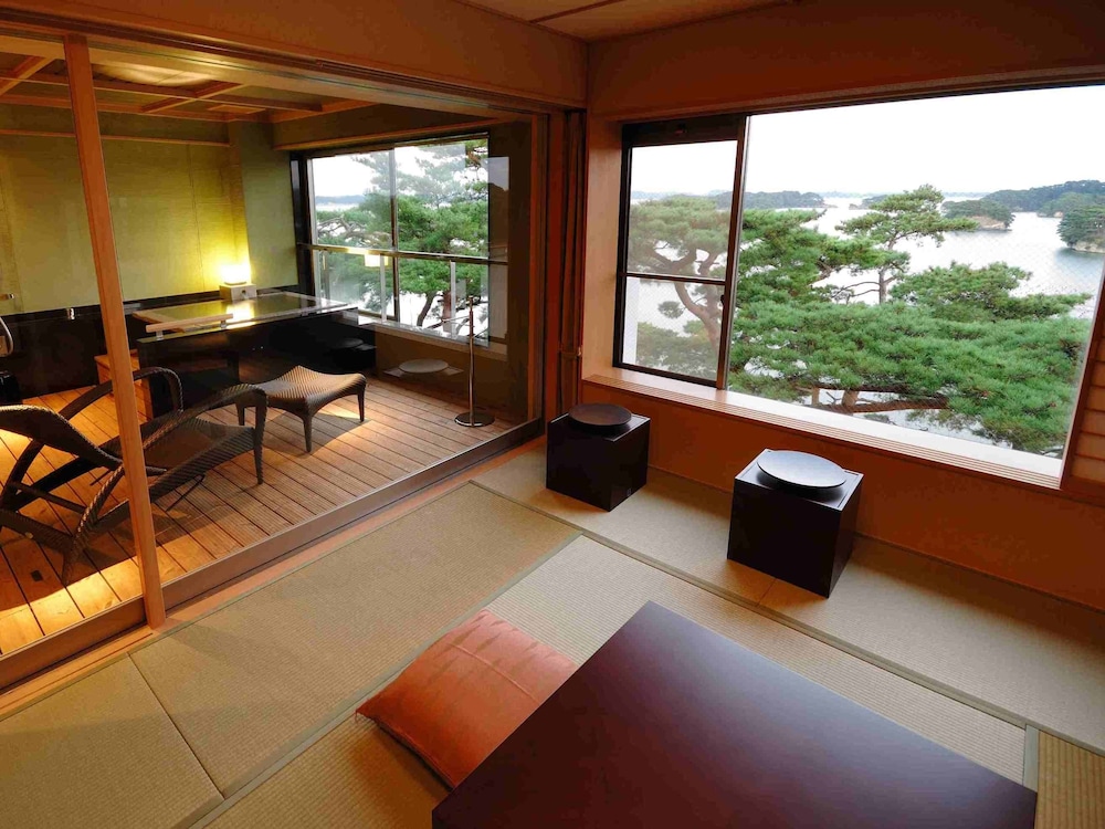 客室1 | 小松館 好風亭