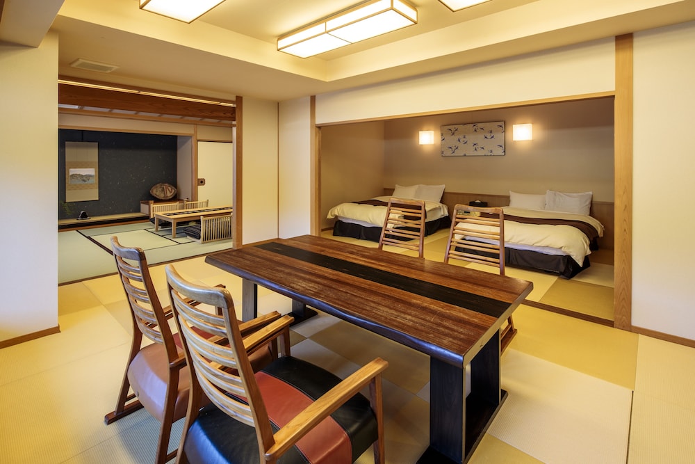 檜扇 | 美作三湯 湯郷温泉 季譜の里