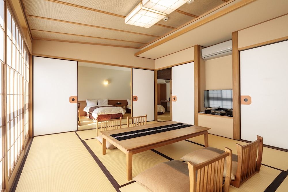 牡丹 客室2 | 美作三湯 湯郷温泉 季譜の里