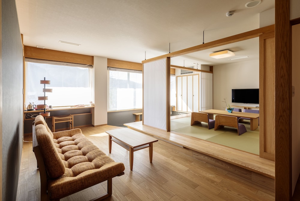 野路菊 | 美作三湯 湯郷温泉 季譜の里