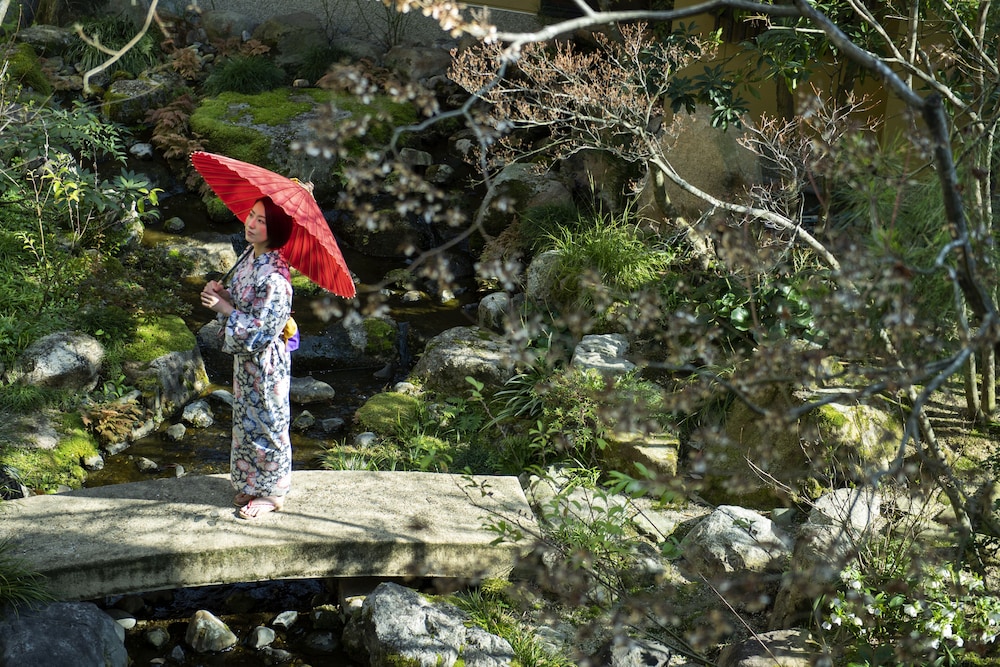 メインイメージ | 美作三湯 湯郷温泉 季譜の里