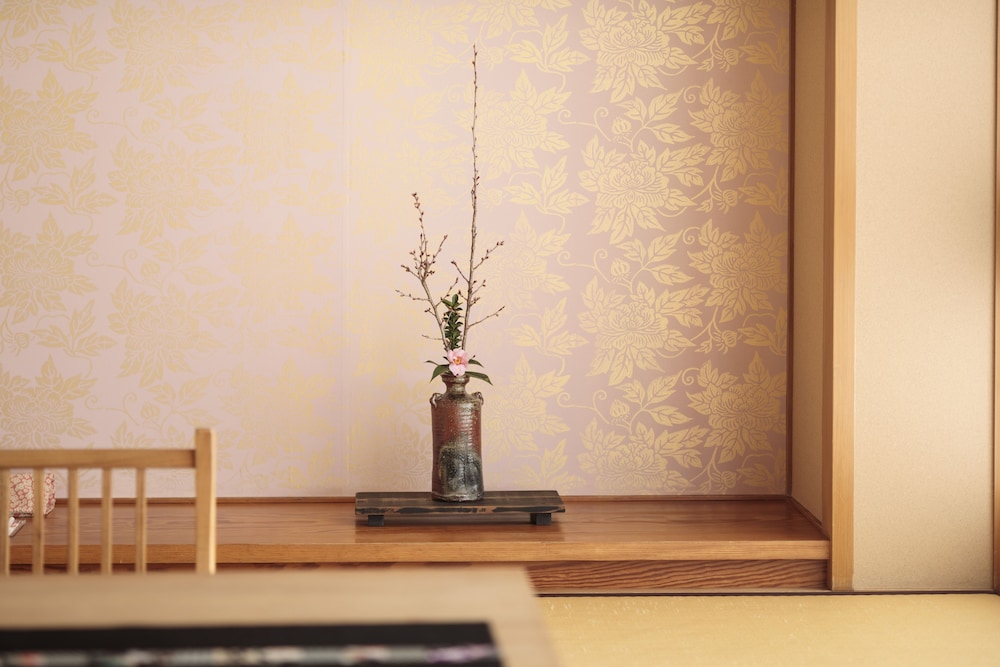 牡丹 客室4 | 美作三湯 湯郷温泉 季譜の里