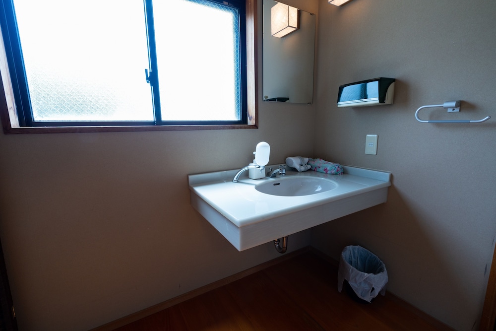 プライベートファミリールーム 客室の設備とサービス1 | 飛騨高山ゲストハウス桜花