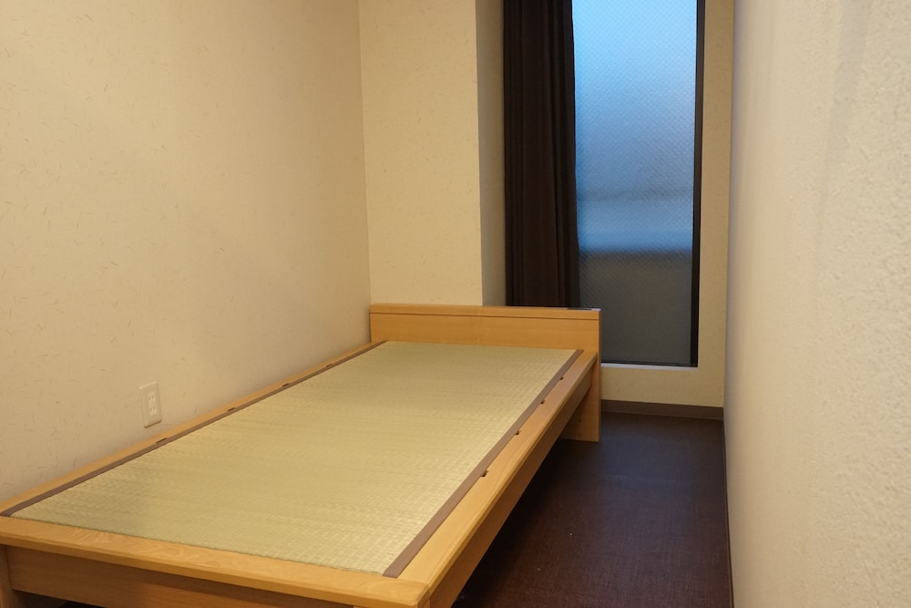 客室1 | 飛騨高山ゲストハウス桜花