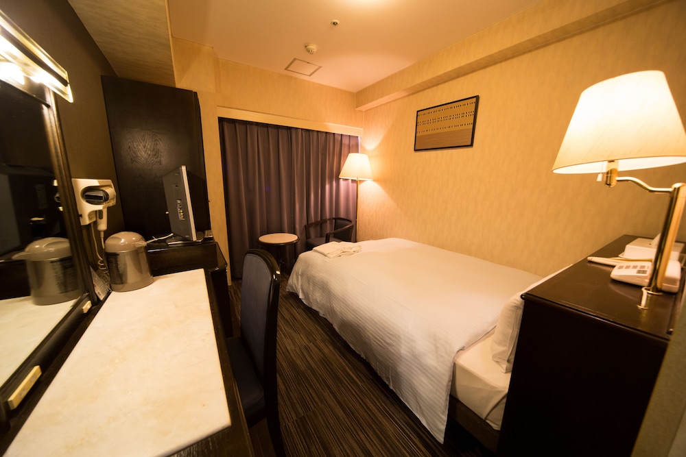 セミダブルルーム　喫煙可 | ホテルクライトン江坂