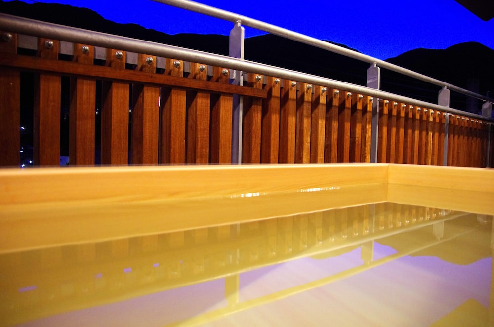 スイート和洋室 露天温泉付 バスルーム1 | 下呂温泉 悠久の華