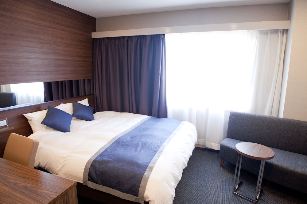 スーペリア ダブルルーム 禁煙 | ホテル イルクレド岐阜