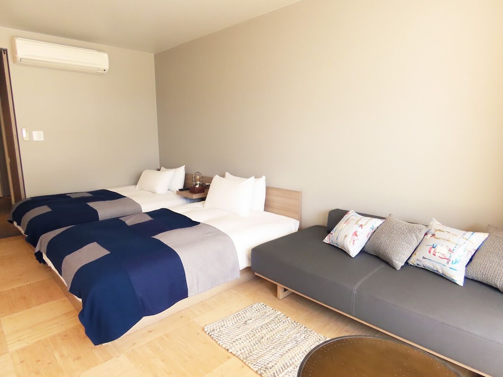 103 (禁煙)ガーデンツイン&ソファーベッド(シャワーのみ) 客室3 | 大阪北港マリーナ HULL