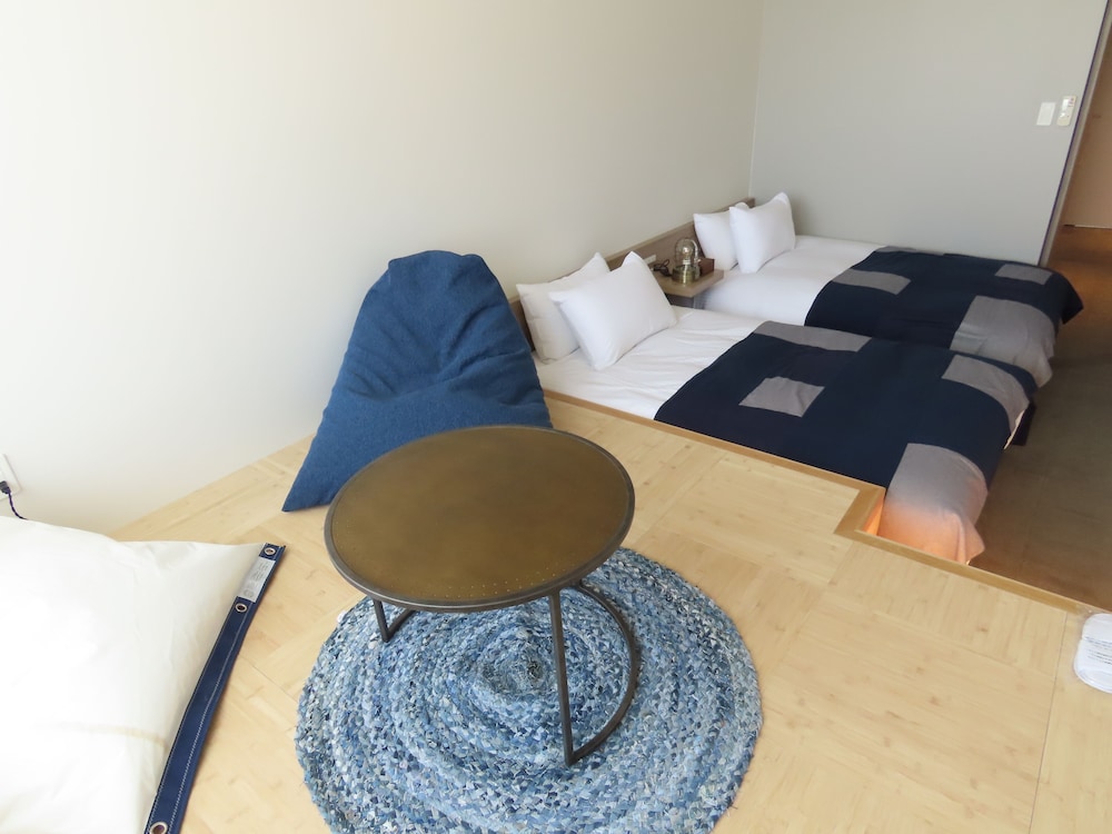 205 (禁煙)ペントハウスツイン(シャワーのみ) 客室2 | 大阪北港マリーナ HULL