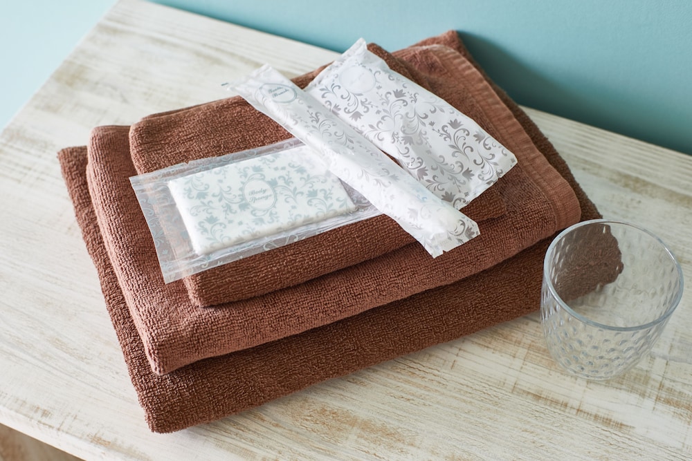 ツインルーム オーシャンビュー (チェックイン時間15時~18時) 客室の設備とサービス0 | HOTEL E-horizon Resort コンドミニアム瀬底