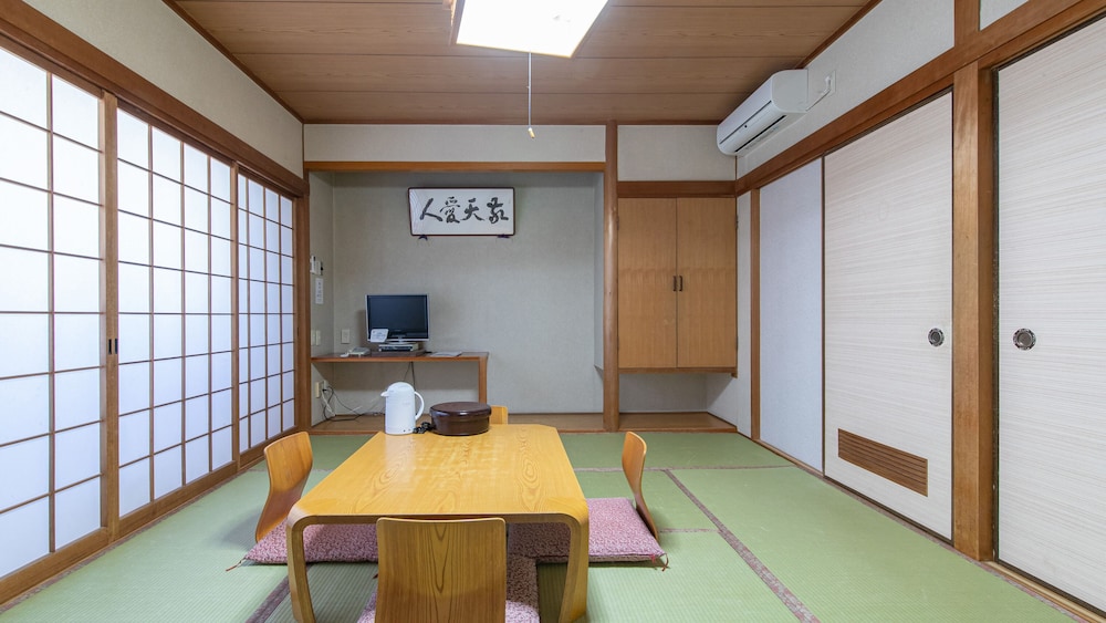 トラディショナル ルーム 客室5 | アクアガーデンホテル福丸