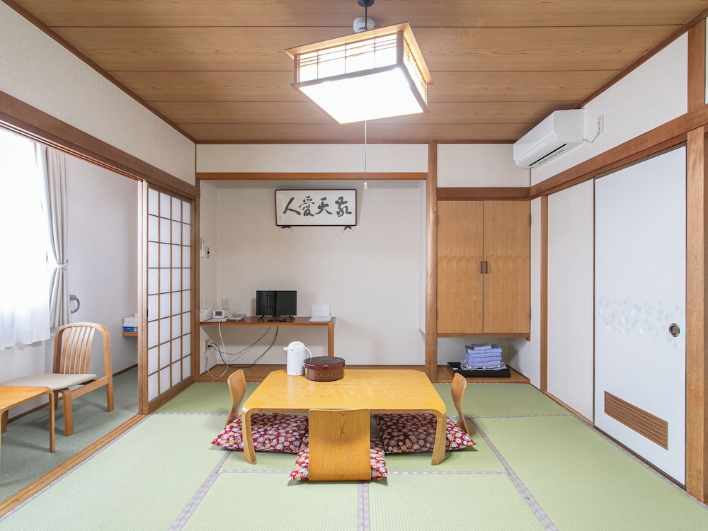 トラディショナル ルーム 客室17 | アクアガーデンホテル福丸