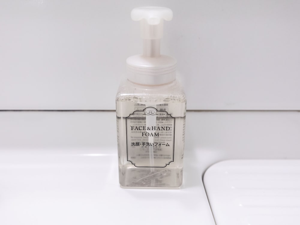 クラシック 4 人部屋 禁煙 バスルーム1 | アクアガーデンホテル福丸