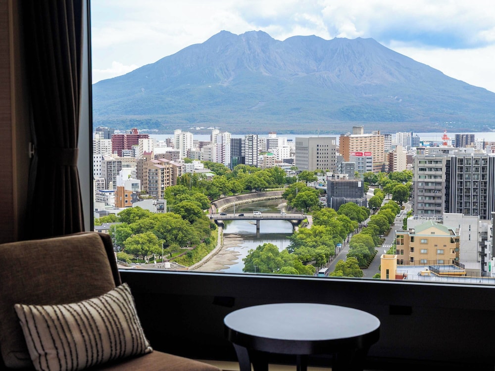 ツインルーム 桜島ビュー 禁煙 客室4 | ソラリア西鉄ホテル鹿児島