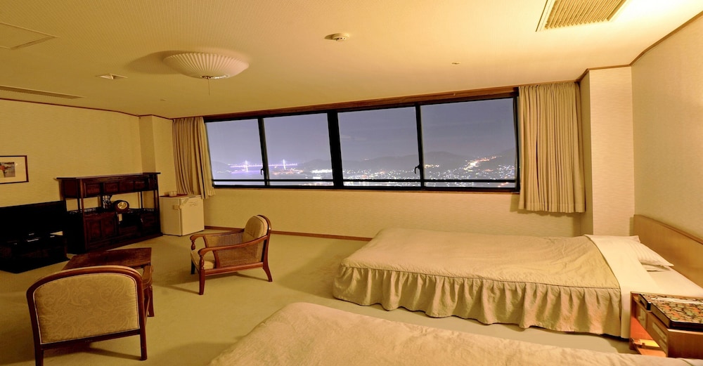 和洋室 禁煙 | にっしょうかん新館 梅松鶴