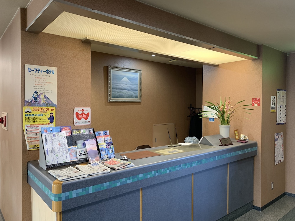 フロント1 | ホテル 芙蓉閣