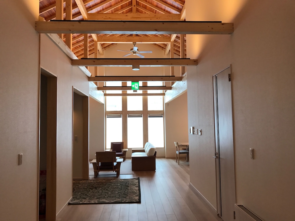 廊下1 | 鶴アパートメント