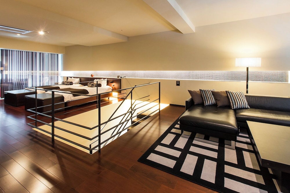 低層階ツインスイート 禁煙 客室3 | 望楼 NOGUCHI 函館