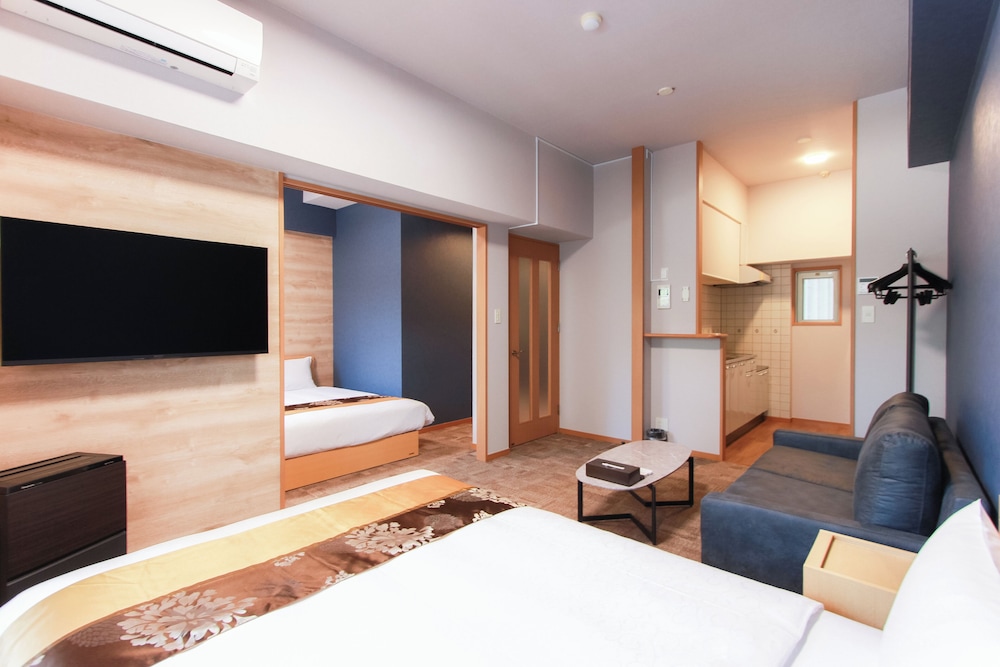 コンフォート 4 人部屋 | HOTEL ROI 博多