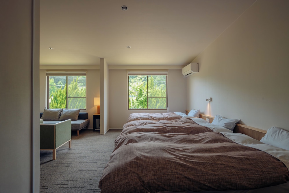 スタンダード 4 人部屋 禁煙 ガーデンビュー | tanoshic resort 西紀荘