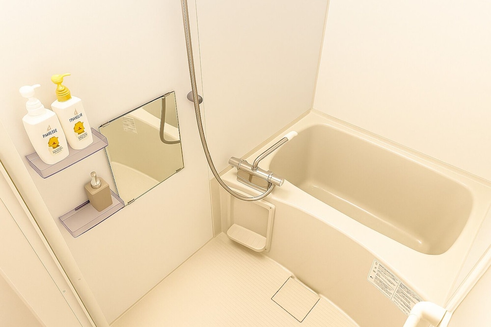 スタンダード トリプルルーム バスルーム3 | YM Hotel-Sugamo