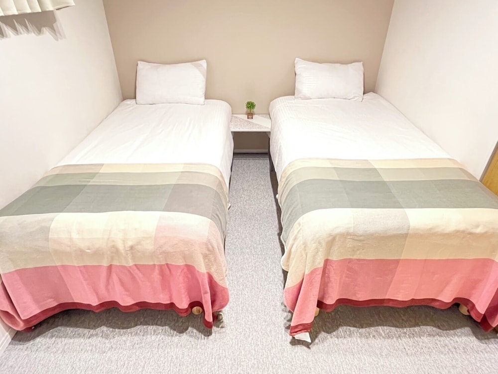 スタンダード トリプルルーム ベッド (複数台) 客室9 | YM Hotel-Sugamo