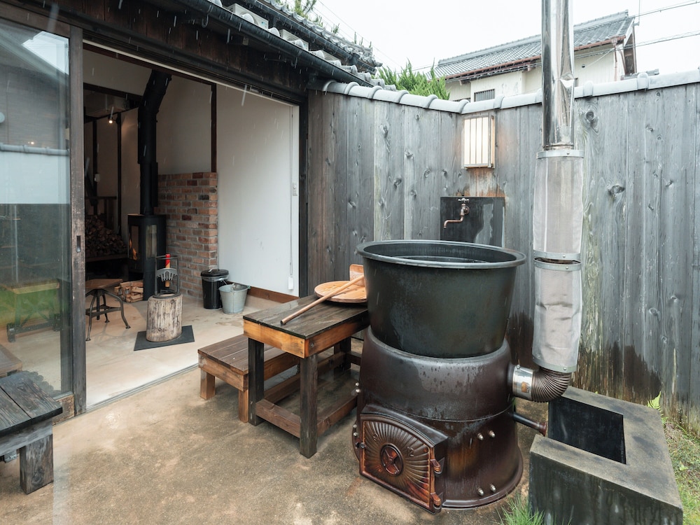 園部202 部屋貸し 禁煙(フロント施設に隣接) バスルーム0 | Kominka NOIE