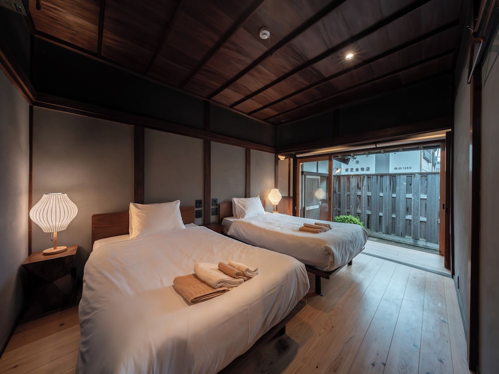 植松301 部屋貸し 禁煙(フロント施設から60m) 客室1 | Kominka NOIE