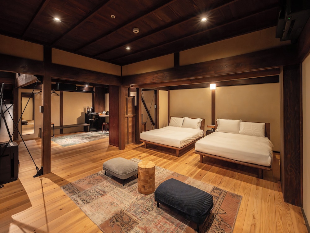 稲村101 一棟貸し 禁煙(フロント施設から150m) 客室1 | Kominka NOIE